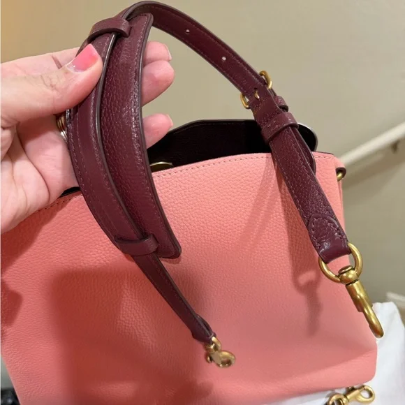 Coach Turnlock Small Town Bucket Crossbody - Picture 10 of 11